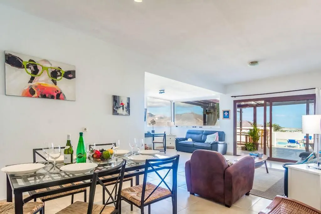 Villa Stunning Views Private 5 Mins To Beach Town Shops Playa Blanca  Spain