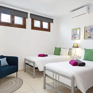  Villa Jeamir I