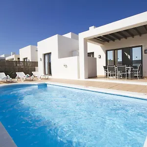 Ereza Buganvillas Playa Blanca (Lanzarote)